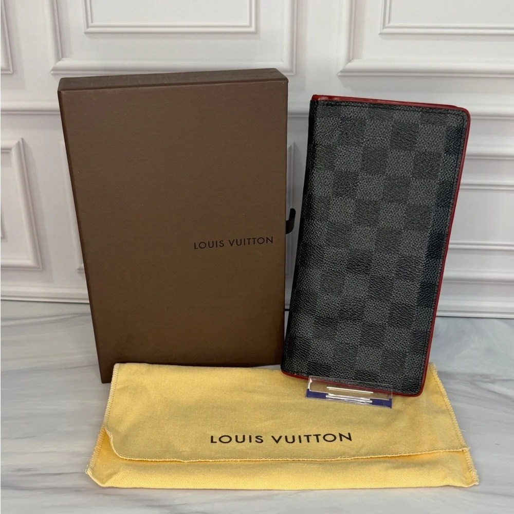 Louis Vuitton Damier Graphite Brazza Long Bifold Wallet w Red | Full Inclusion